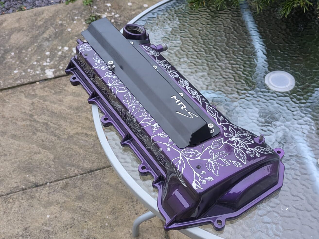 Engraving floral art onto a Toyota MR2 rocker cover, custom design, luxury art, modified cars, builtnotbought JODEX Engravings Jodex Legends Adam
